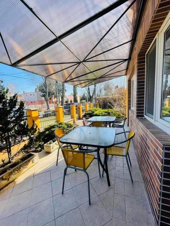 Gabi Haz Apartmanok*** Hajduszoboszlo Ngoại thất bức ảnh
