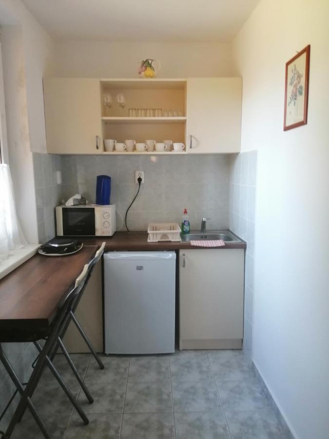 Gabi Haz Apartmanok*** Hajduszoboszlo Ngoại thất bức ảnh